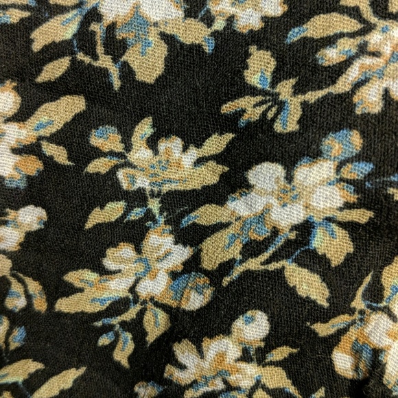 DENIM & SUPPLY Floral Bell-Sleeve Top (Large) - Picture 5 of 5